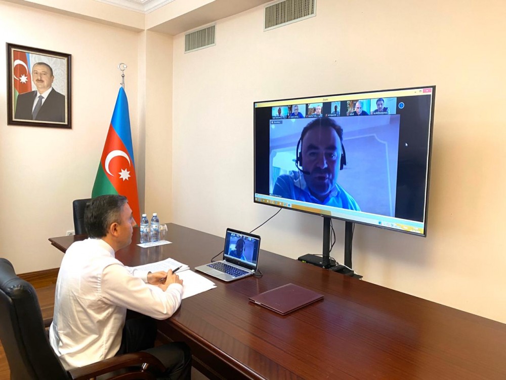 İqtisadi siyasət, sənaye və sahibkarlıq komitəsi videoiclas keçirdi - FOTOLAR